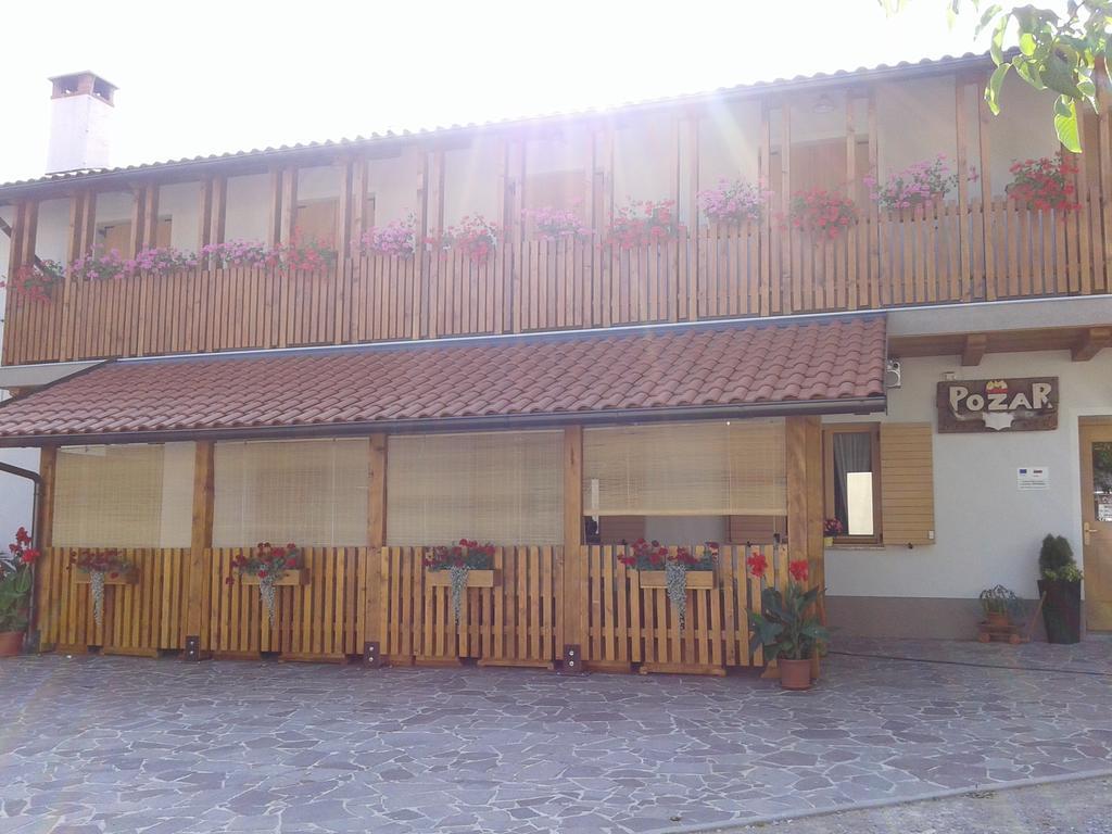 Turisticna Kmetija Pri Pozarju Βίλα Knezak Εξωτερικό φωτογραφία